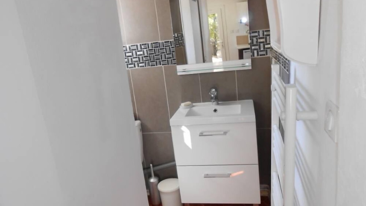 Photo of Bedroom in Le Revest-les-Eaux