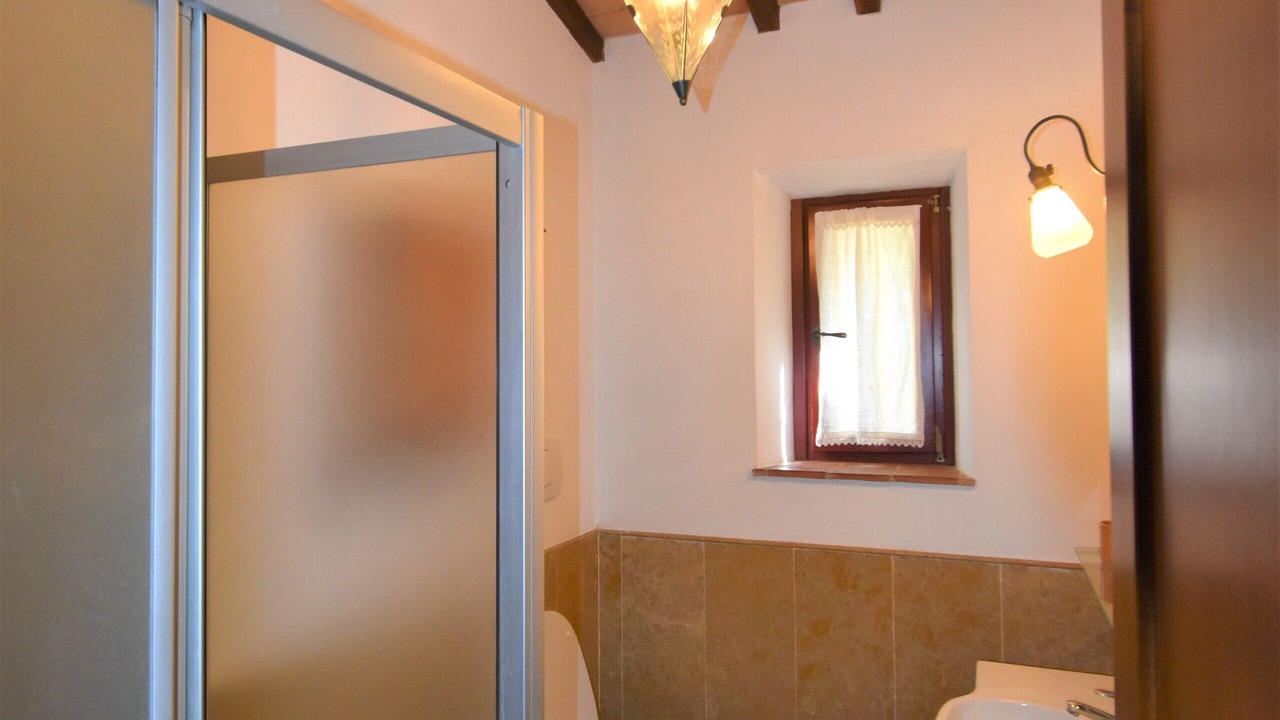 Photo of Bathroom in Villa Parigini