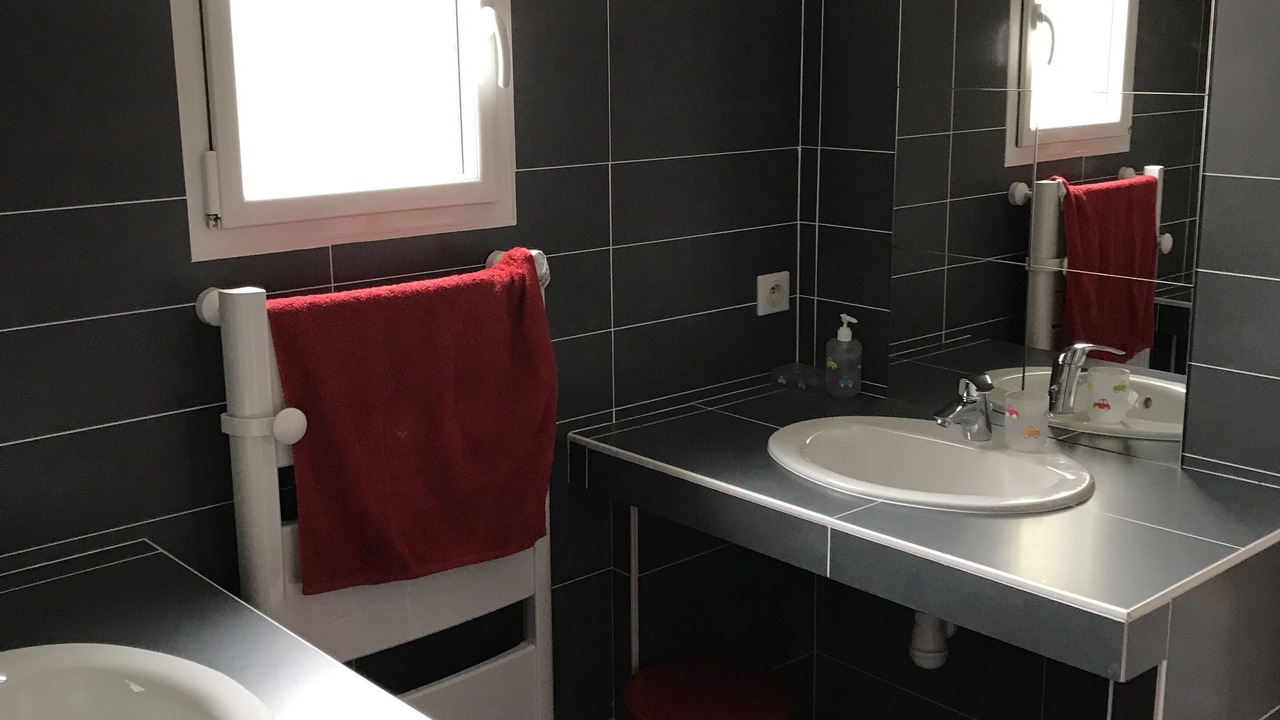 Photo of Bathroom in Nieul-sur-Mer