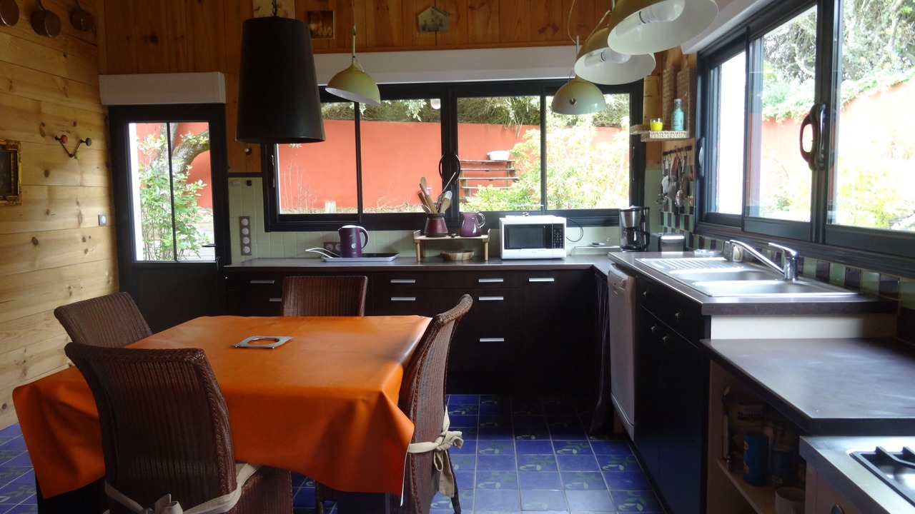 Photo of Kitchen in Domino