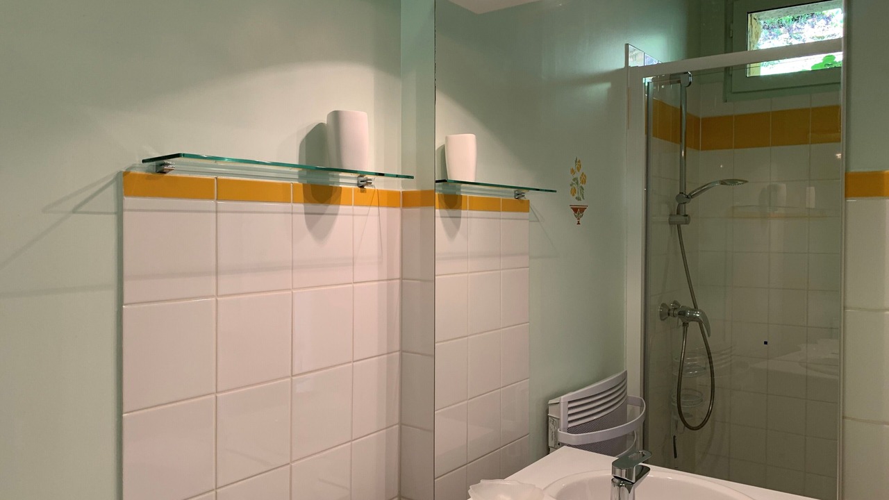 Photo of Bathroom in Calviac-en-Perigord