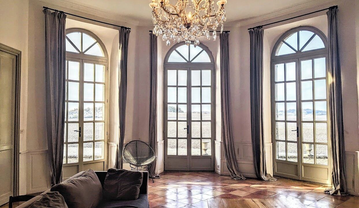 Photo of Livingroom in Saint-Colomb-de-Lauzun