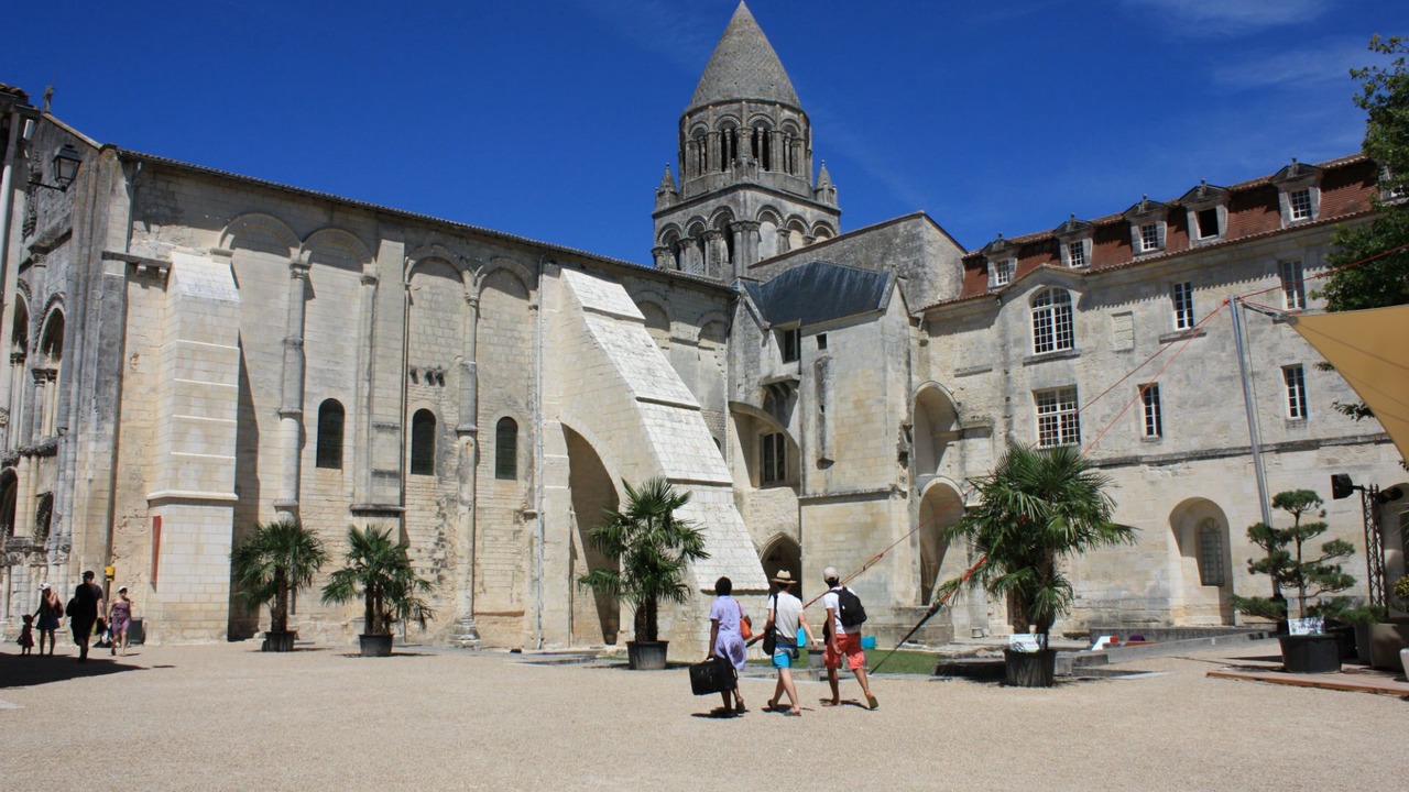 Photo of Others in Saintes