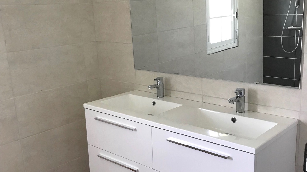 Photo of Bathroom in Saint-Pierre-d'Eyraud