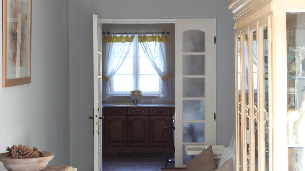 Photo of Livingroom in Migron