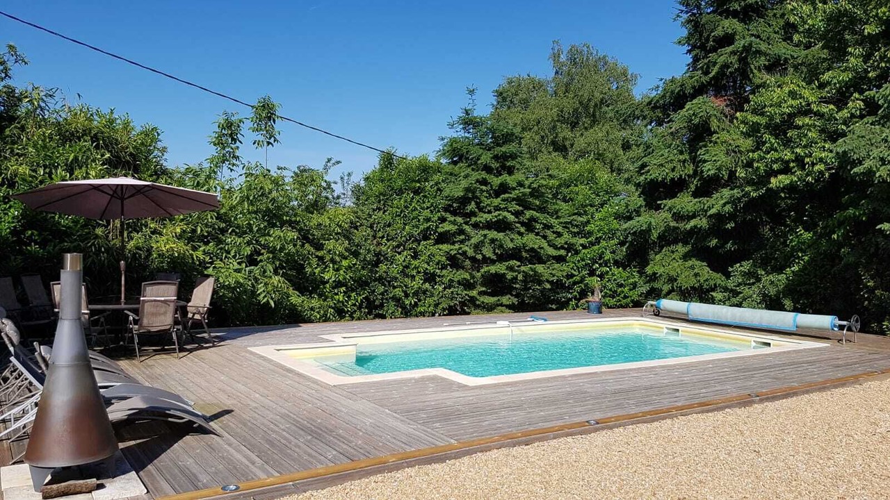 Photo of Outdoor in Pageas