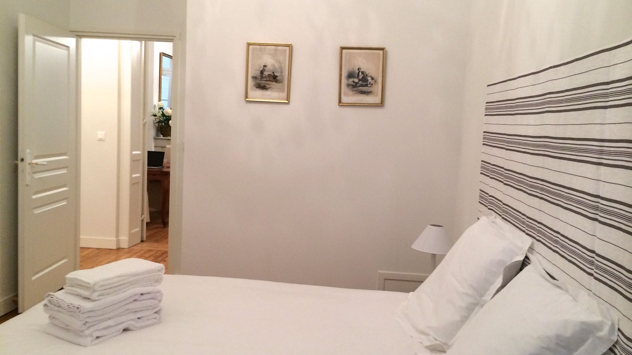 Photo of Bedroom in Hotel de Ville - Quinconces