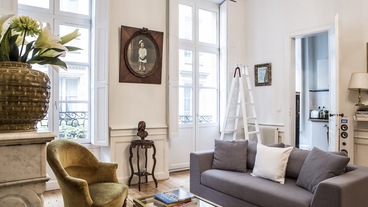 Photo of Livingroom in Hotel de Ville - Quinconces