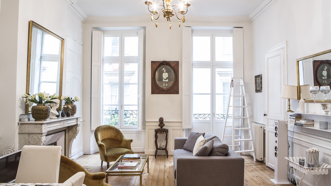 Photo of Livingroom in Hotel de Ville - Quinconces