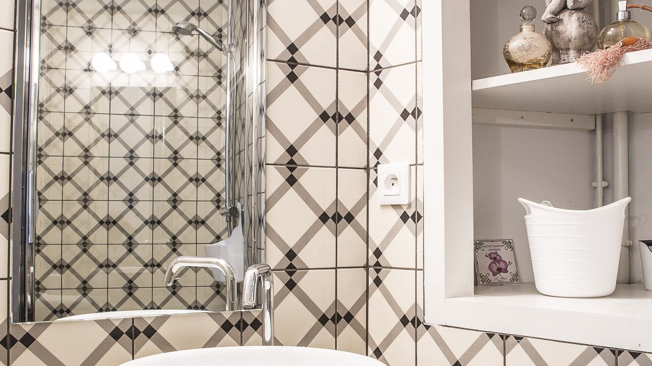 Photo of Bathroom in Hotel de Ville - Quinconces