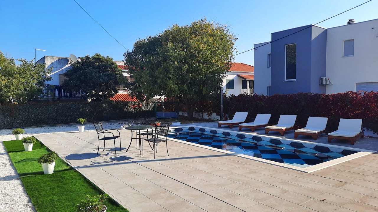 Photo of Outdoor in Slatine