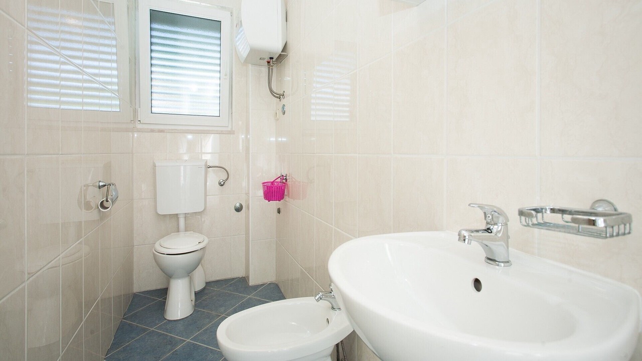Photo of Bathroom in Slatine