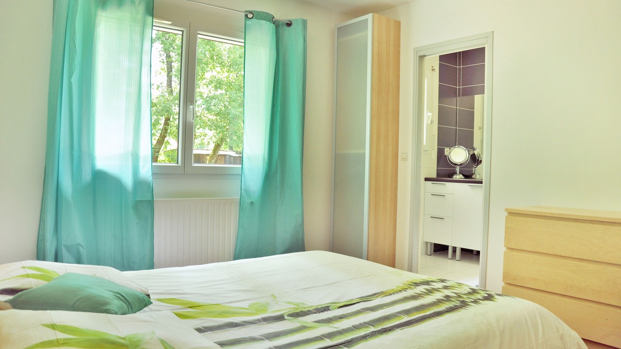 Photo of Bedroom in Leognan