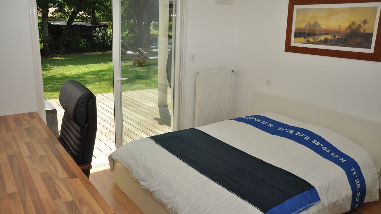 Photo of Bedroom in Leognan