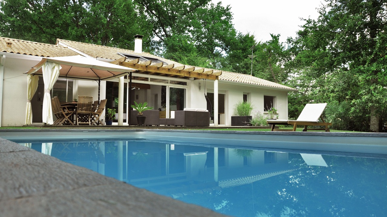 Photo of Outdoor in Leognan