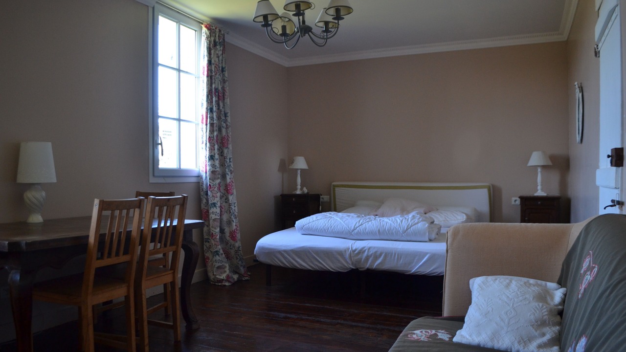 Photo of Bedroom in Gardegan-et-Tourtirac