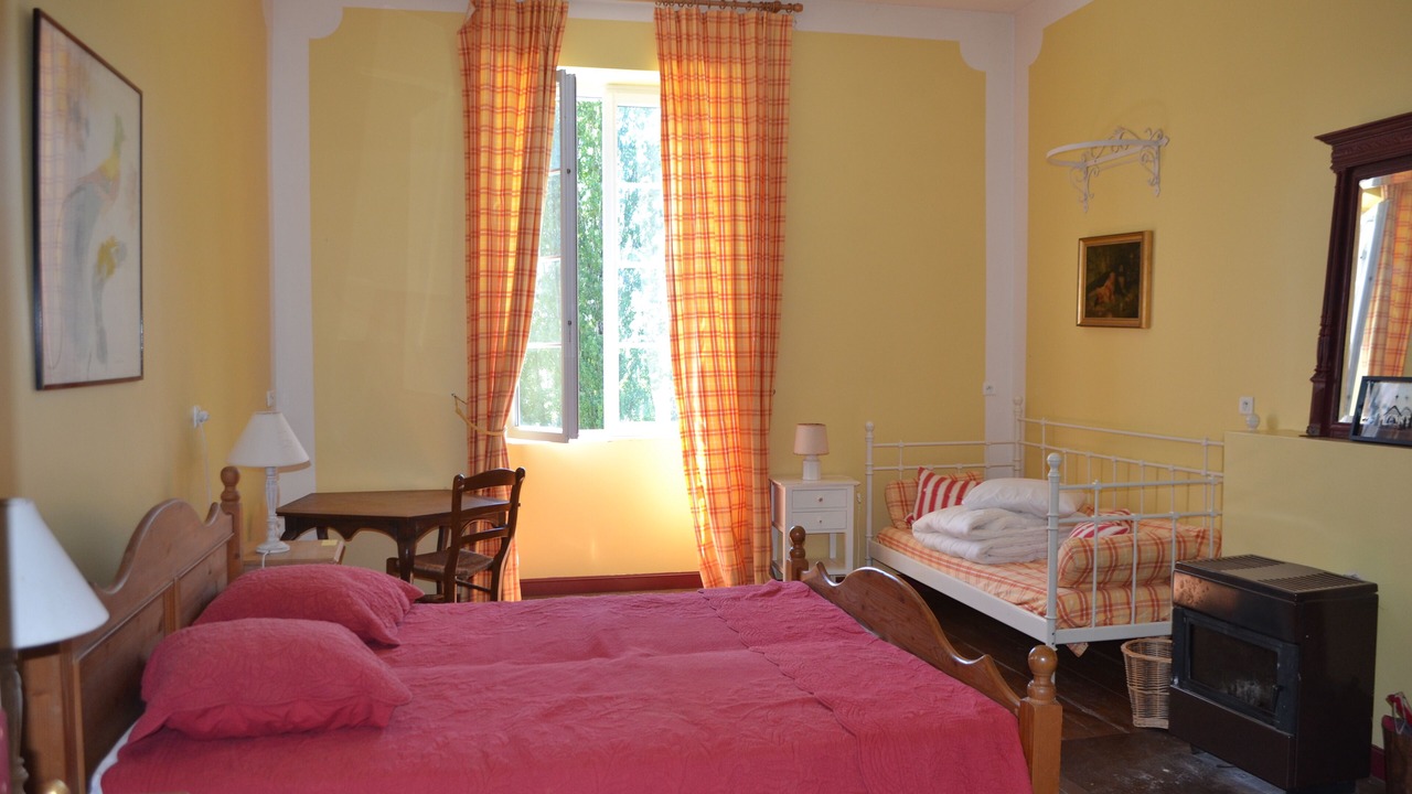 Photo of Bedroom in Gardegan-et-Tourtirac