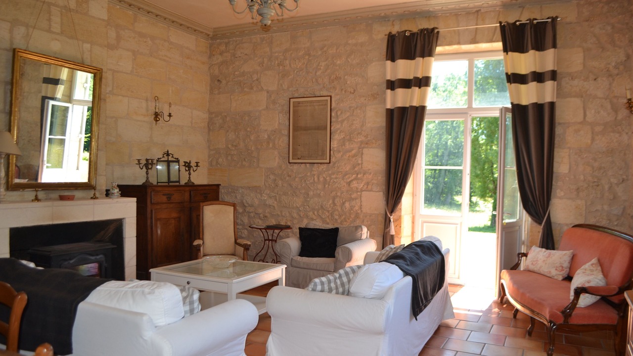 Photo of Livingroom in Gardegan-et-Tourtirac