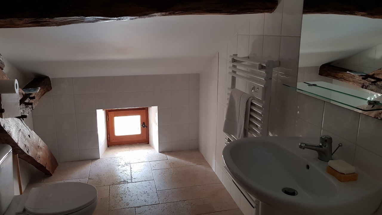 Photo of Bathroom in Saint-Martin-des-Combes