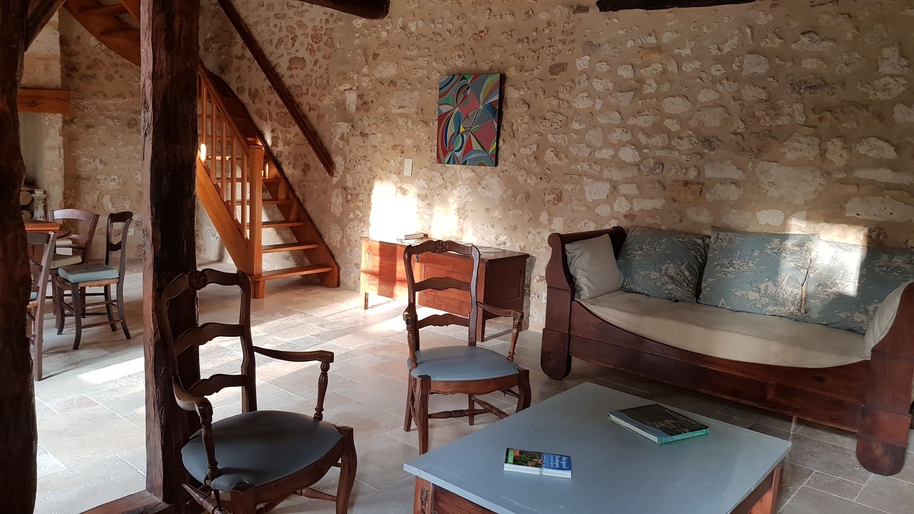Photo of Livingroom in Saint-Martin-des-Combes