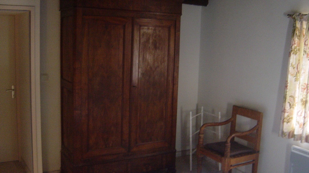 Photo of Bedroom in Saint-Martin-des-Combes