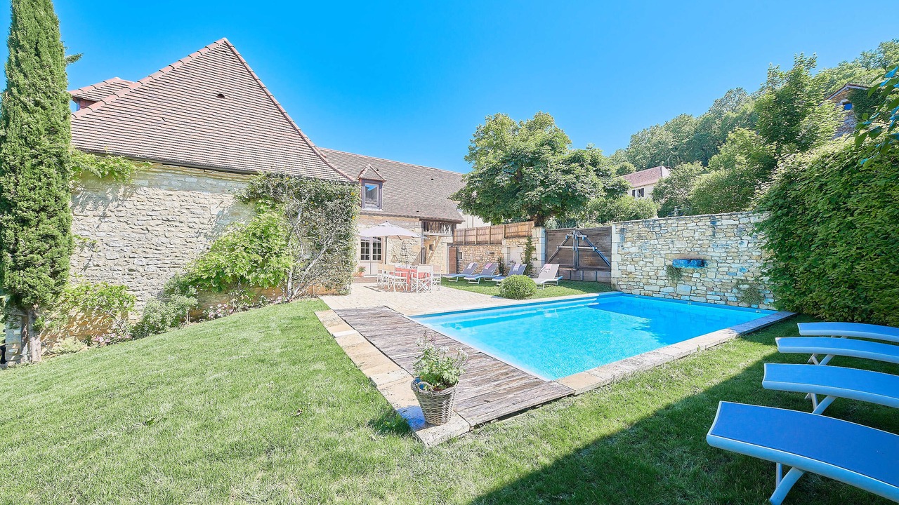 Photo of Outdoor in Saint-Amand-de-Coly