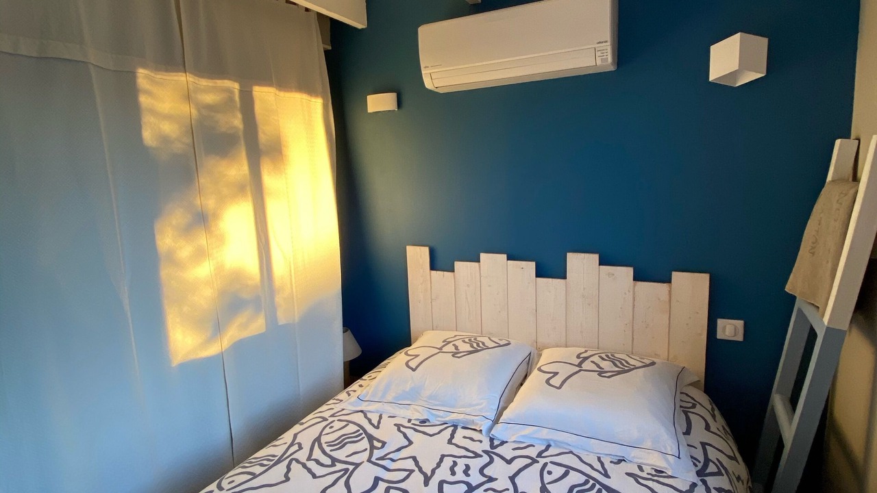 Photo of Bedroom in Saint-Clement-des-Baleines