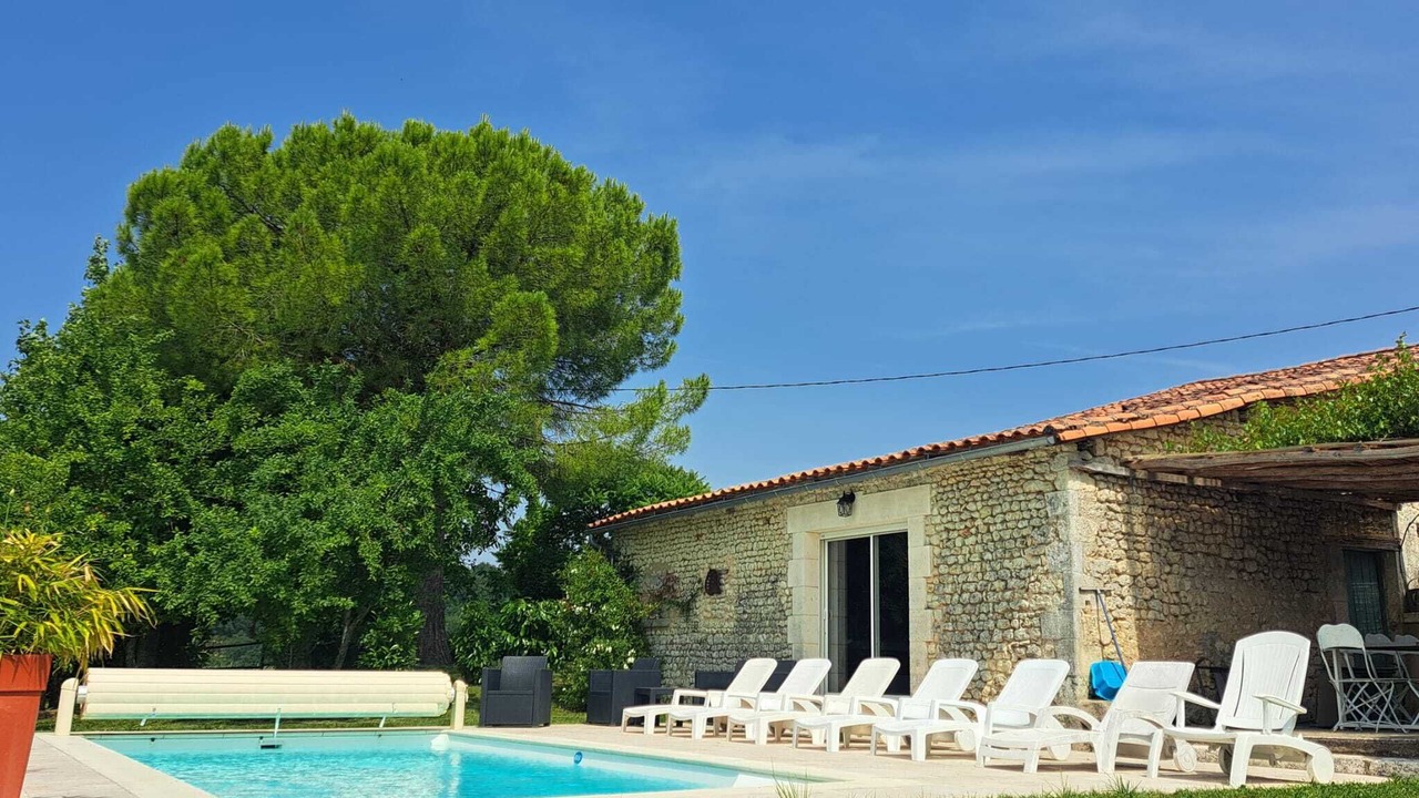 Photo of Outdoor in Montmoreau-Saint-Cybard