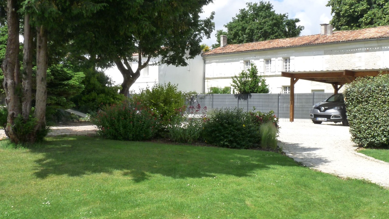 Photo of Outdoor in Luchat
