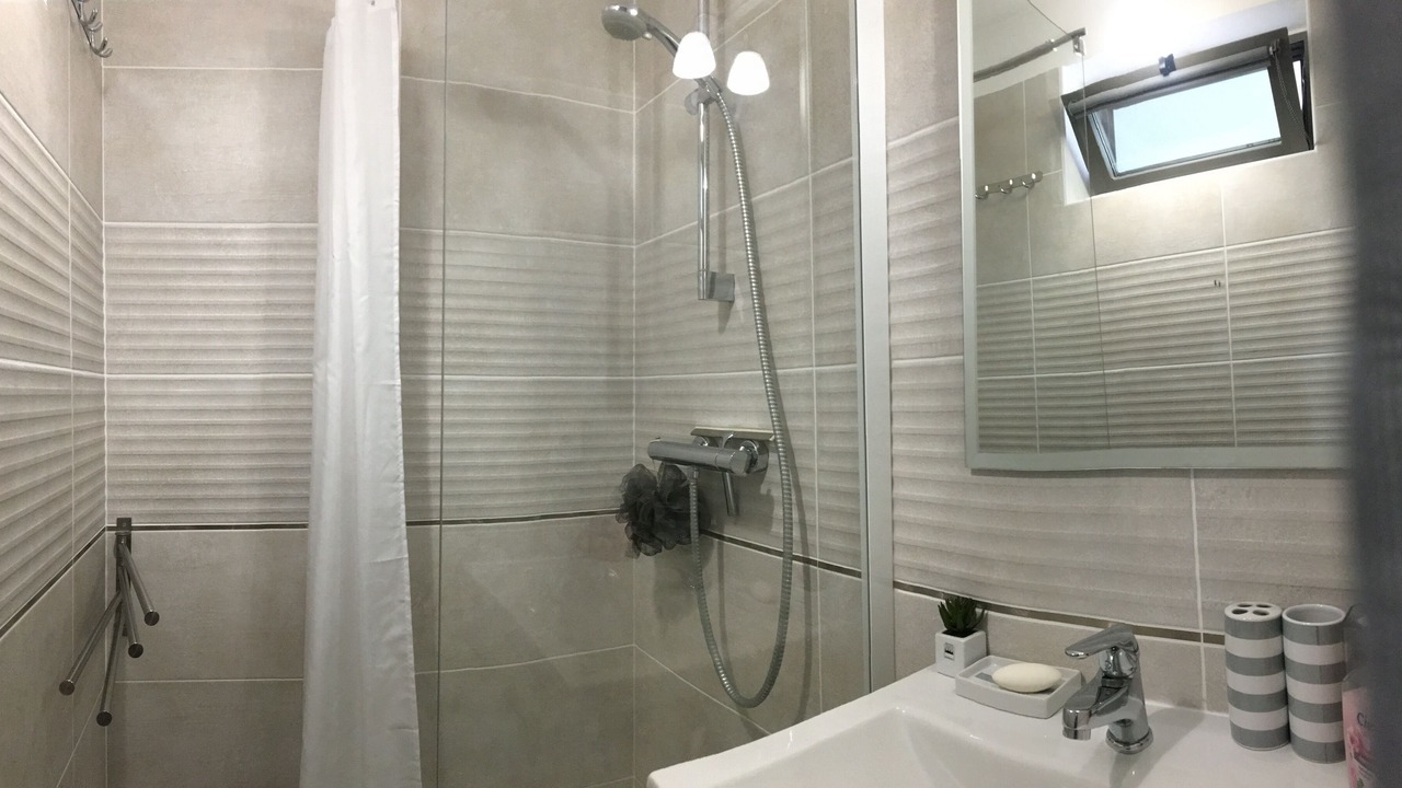 Photo of Bathroom in Le Lavandou