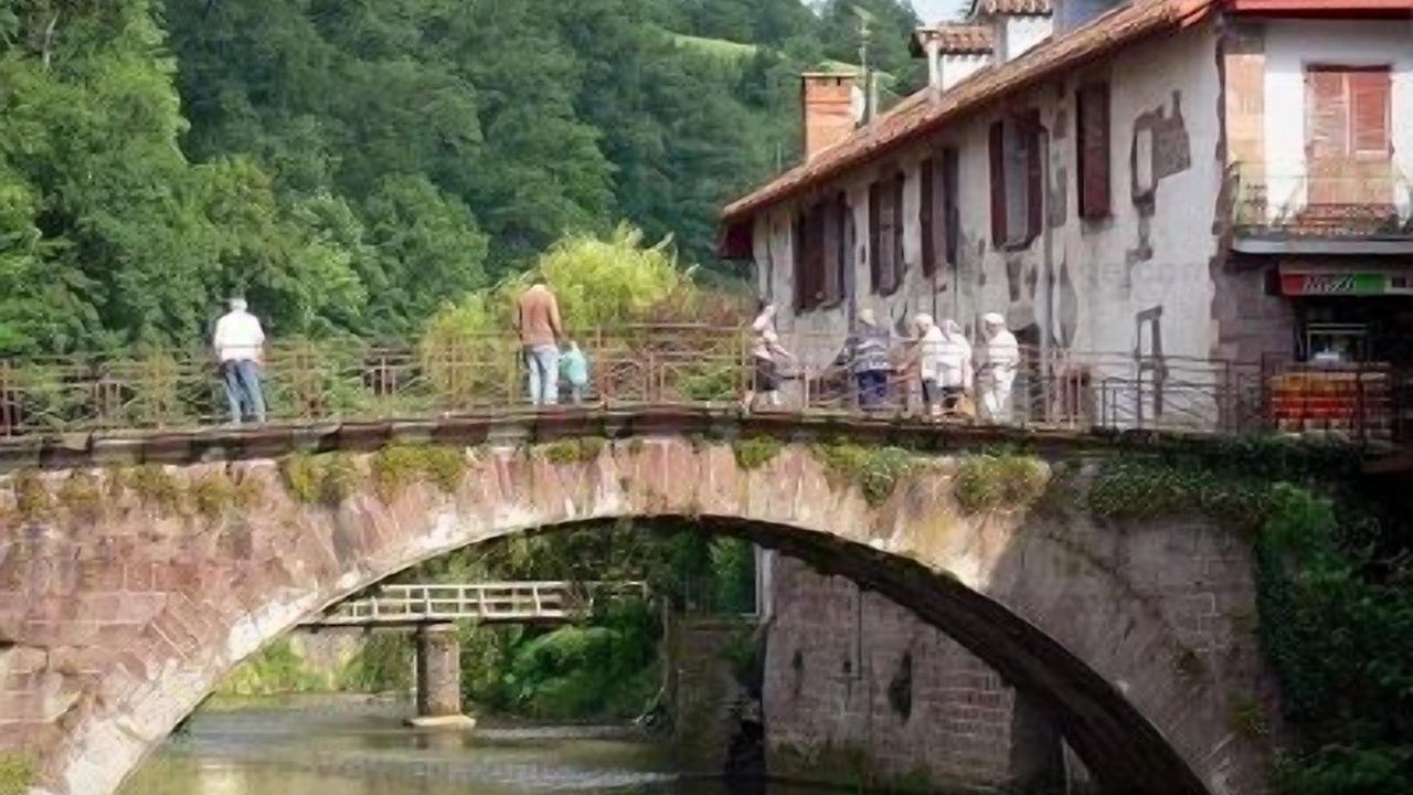 Photo of Others in Saint-Jean-Pied-de-Port