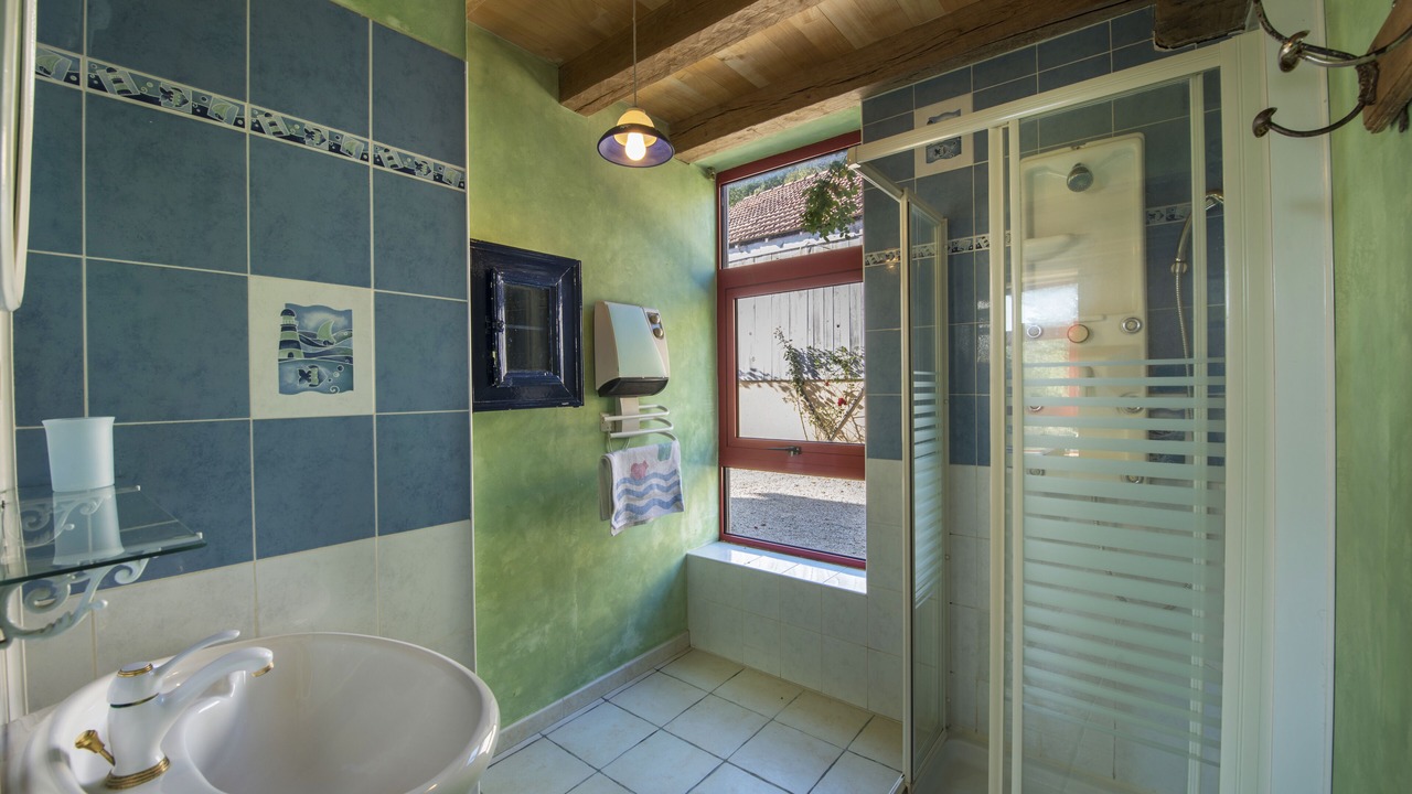 Photo of Bathroom in Le Buisson-de-Cadouin