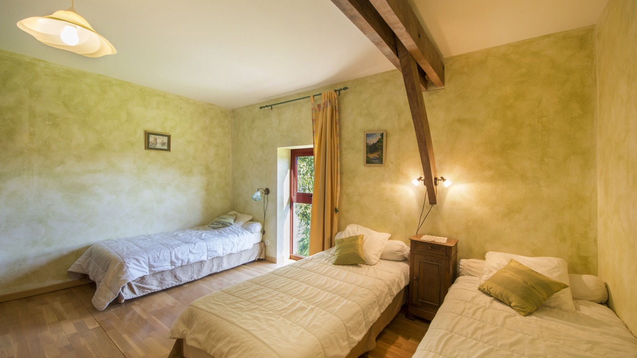 Photo of Bedroom in Le Buisson-de-Cadouin