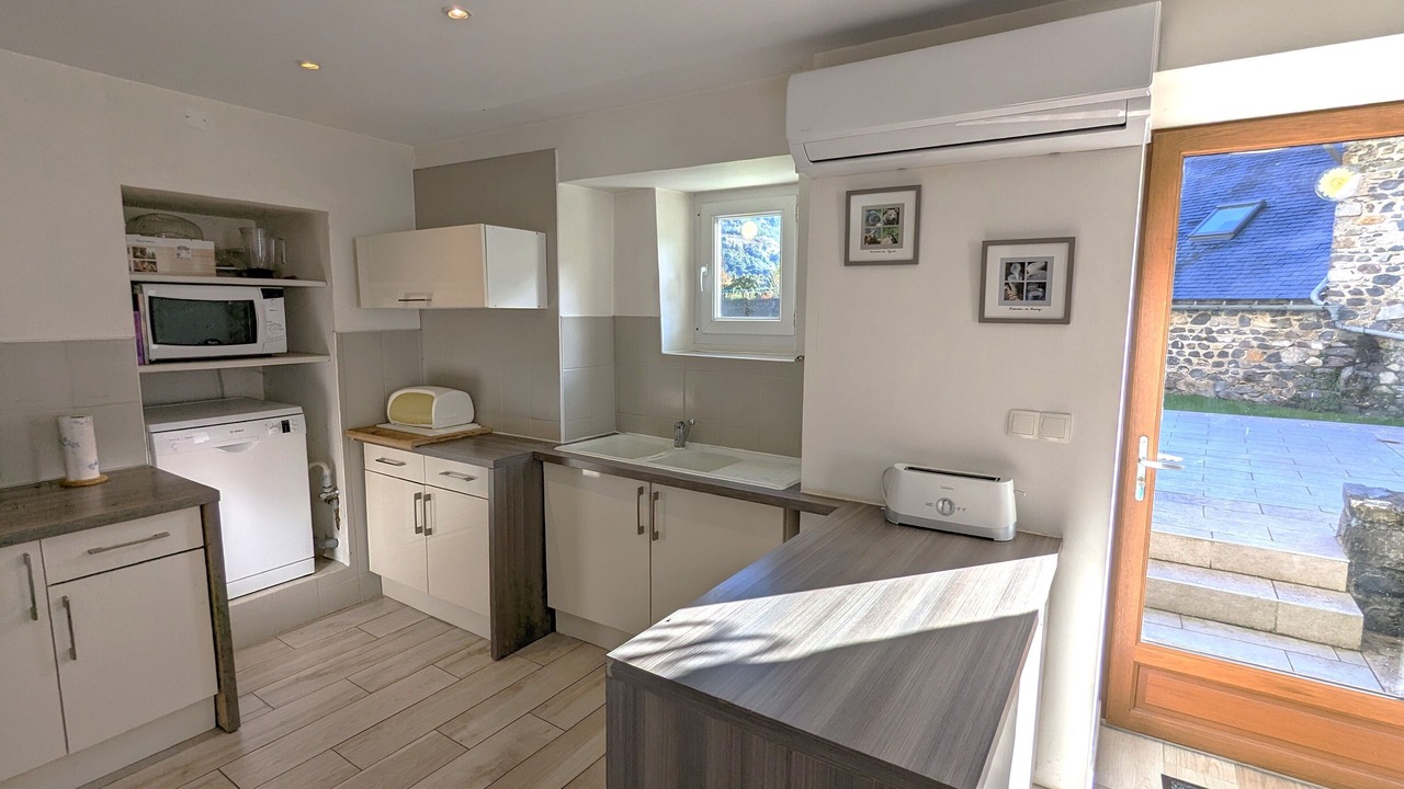 Photo of Kitchen in Osse-en-Aspe