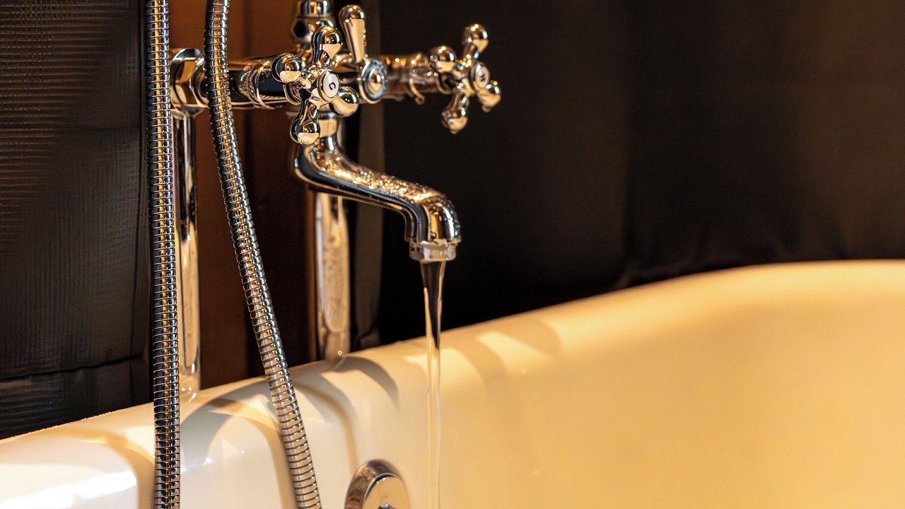 Photo of Bathroom in Sainte-Alvere-Saint-Laurent-les-Batons