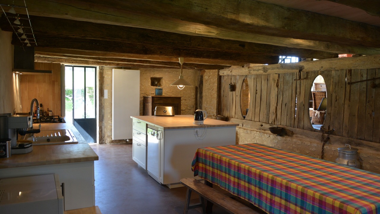 Photo of Kitchen in Sainte-Alvere-Saint-Laurent-les-Batons