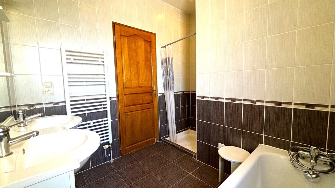 Photo of Bathroom in Veyrines-de-Domme