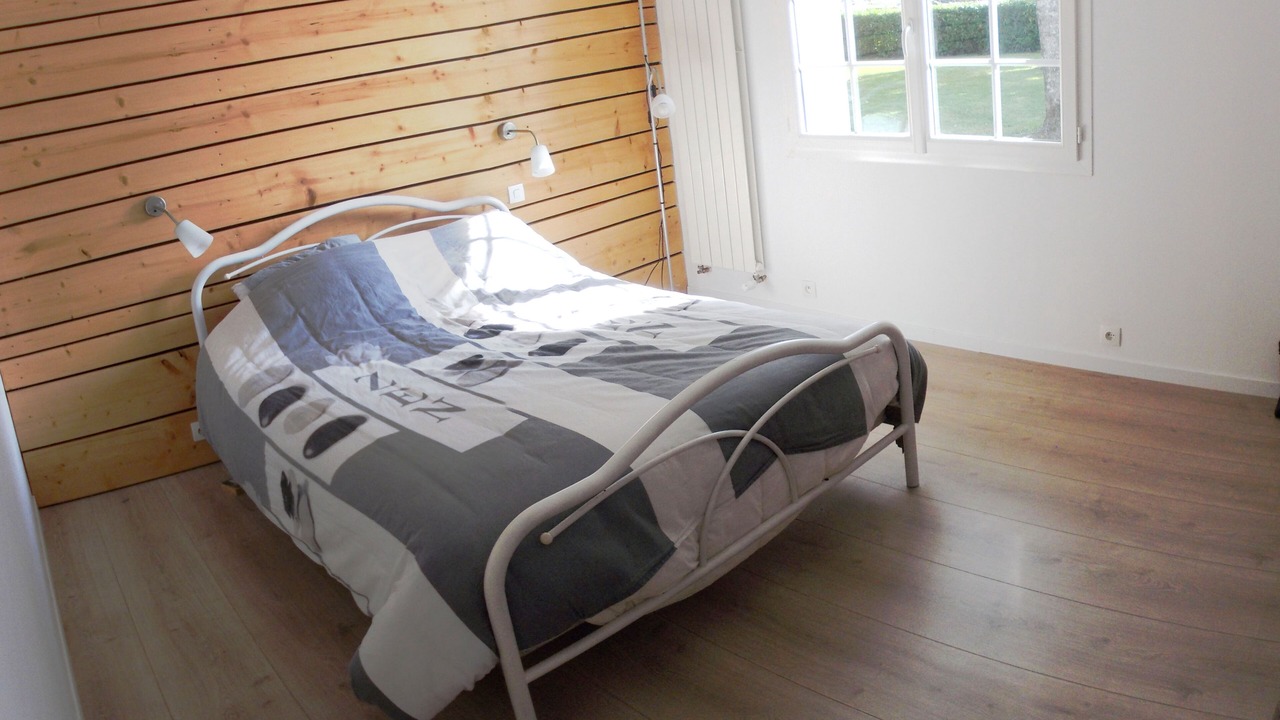 Photo of Bedroom in Montpon-Menesterol
