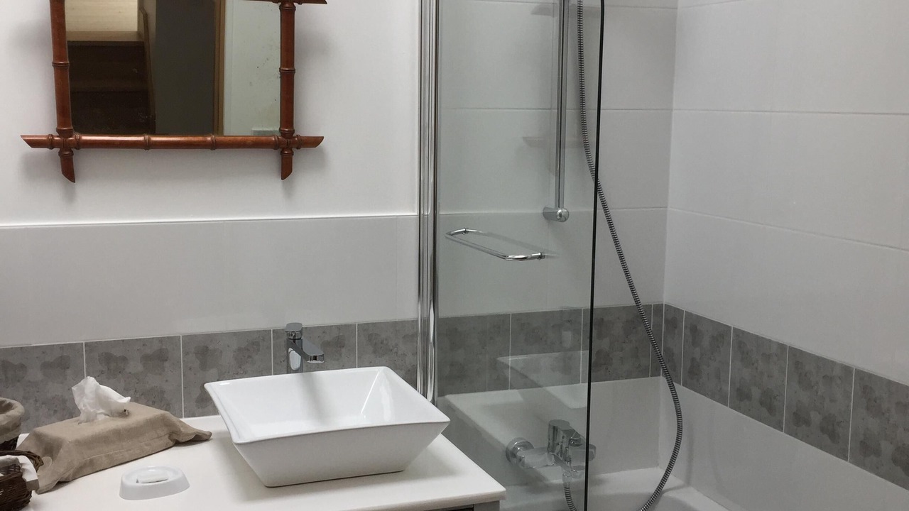 Photo of Bathroom in Juillac-le-Coq