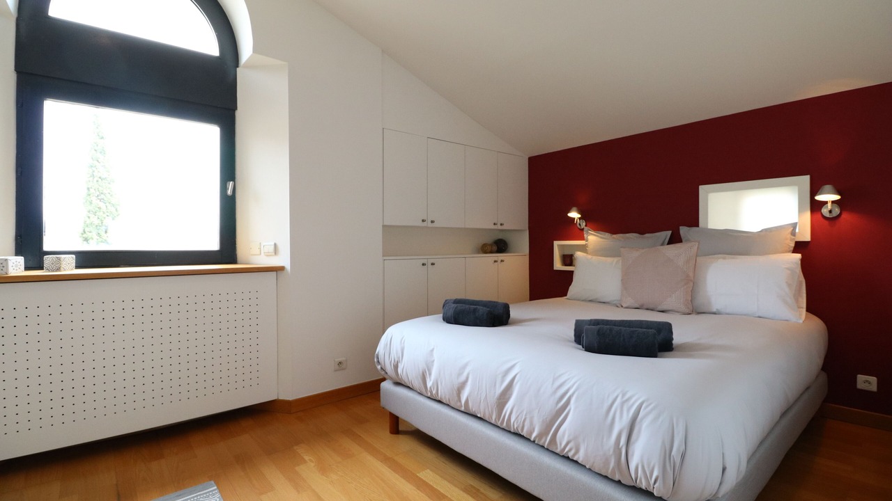Photo of Bedroom in Pernes-les-Fontaines