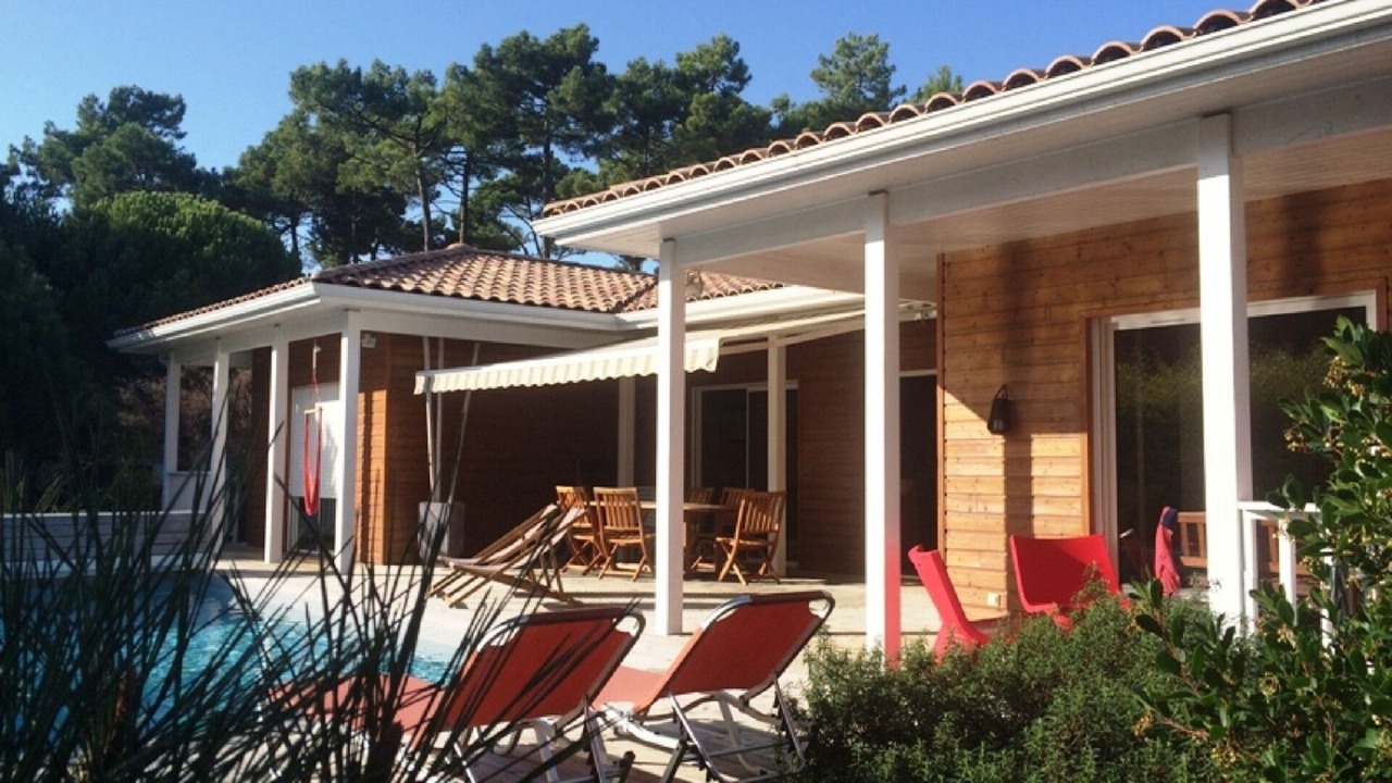 Photo of Outdoor in L'Herbe