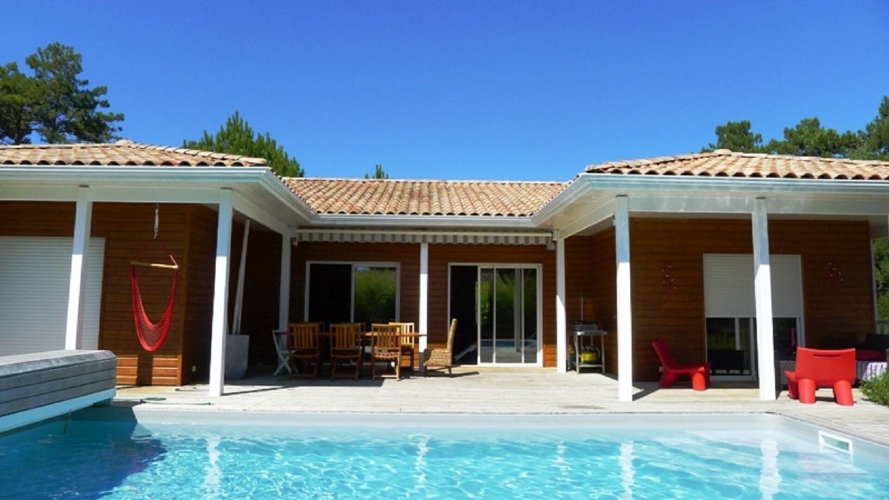 Photo of Outdoor in L'Herbe