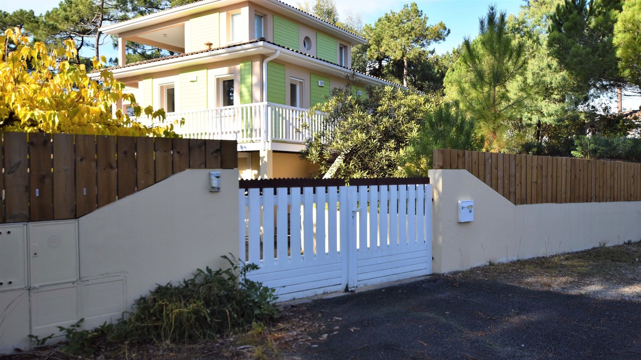 Photo of Outdoor in Le Canon