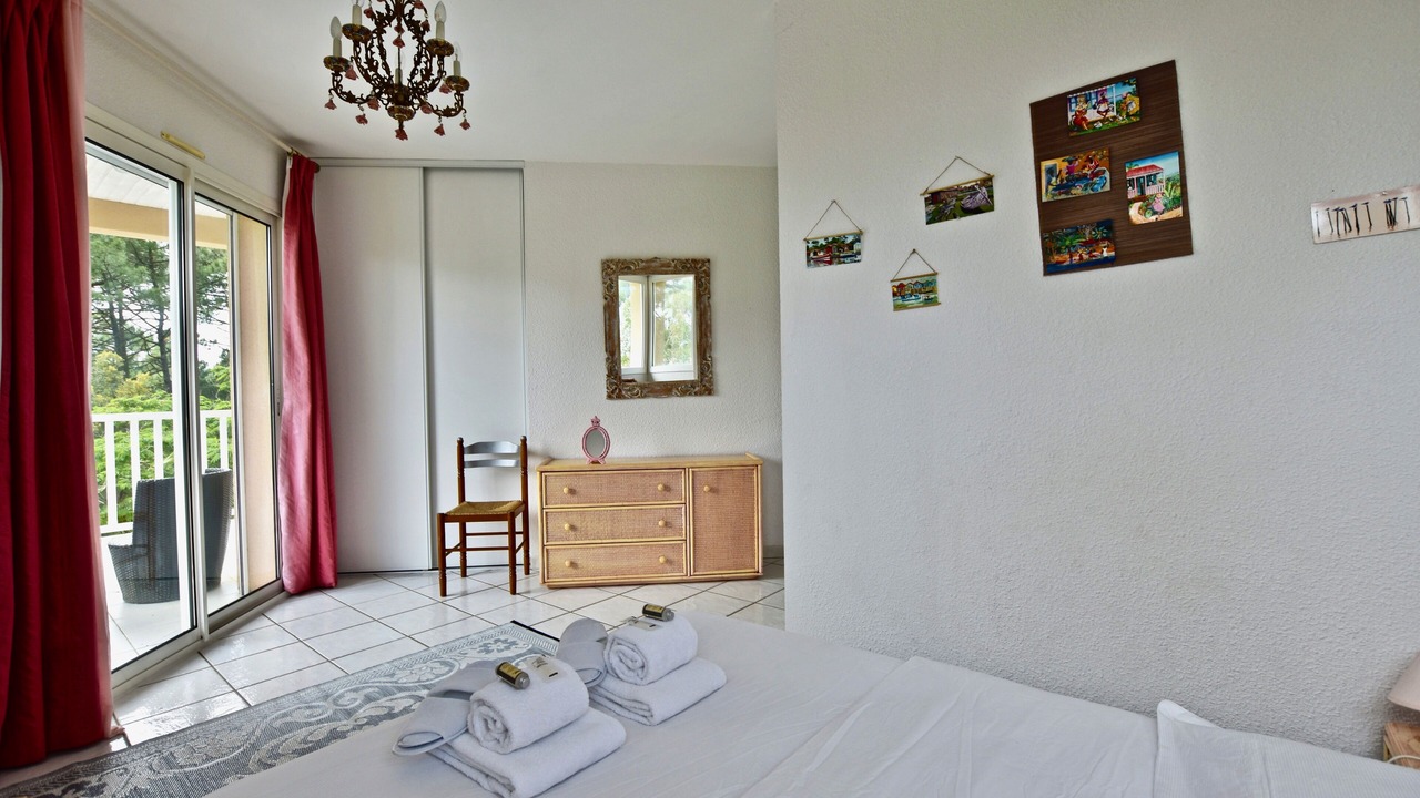 Photo of Bedroom in Le Canon