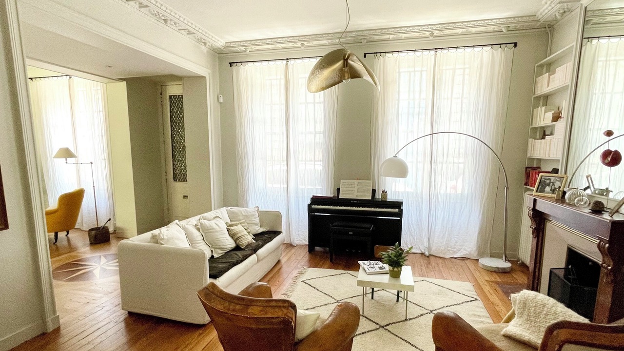 Photo of Livingroom in Saint Seurin - Fondaudege
