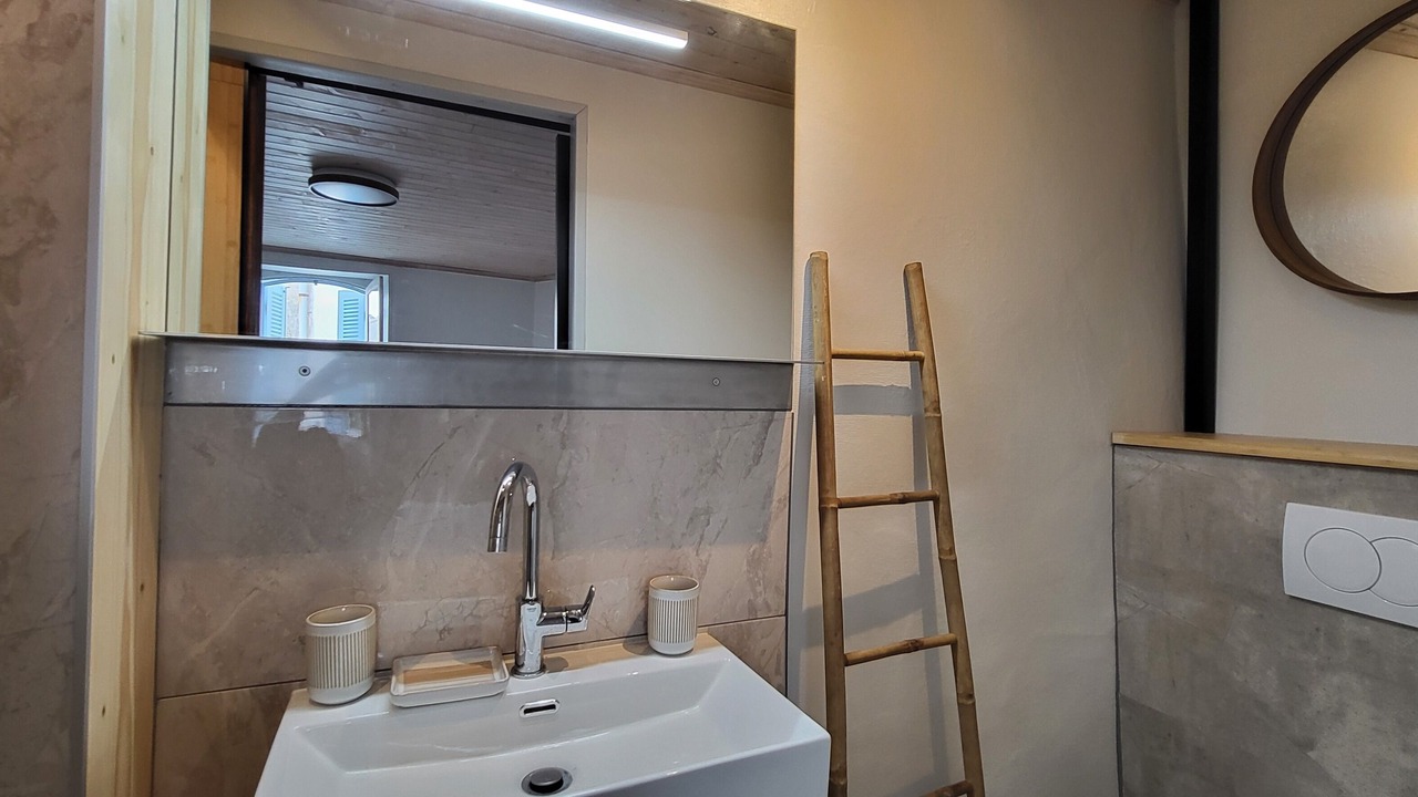 Photo of Bathroom in La Flotte