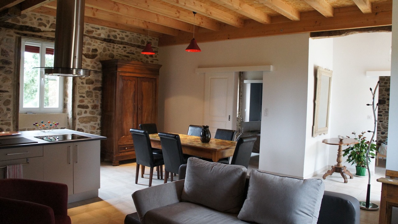 Photo of Livingroom in Saint-Priest-les-Fougeres
