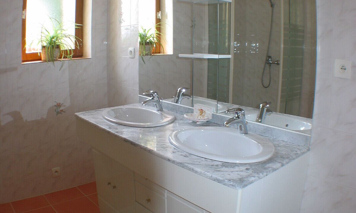 Photo of Bathroom in Puyguilhem