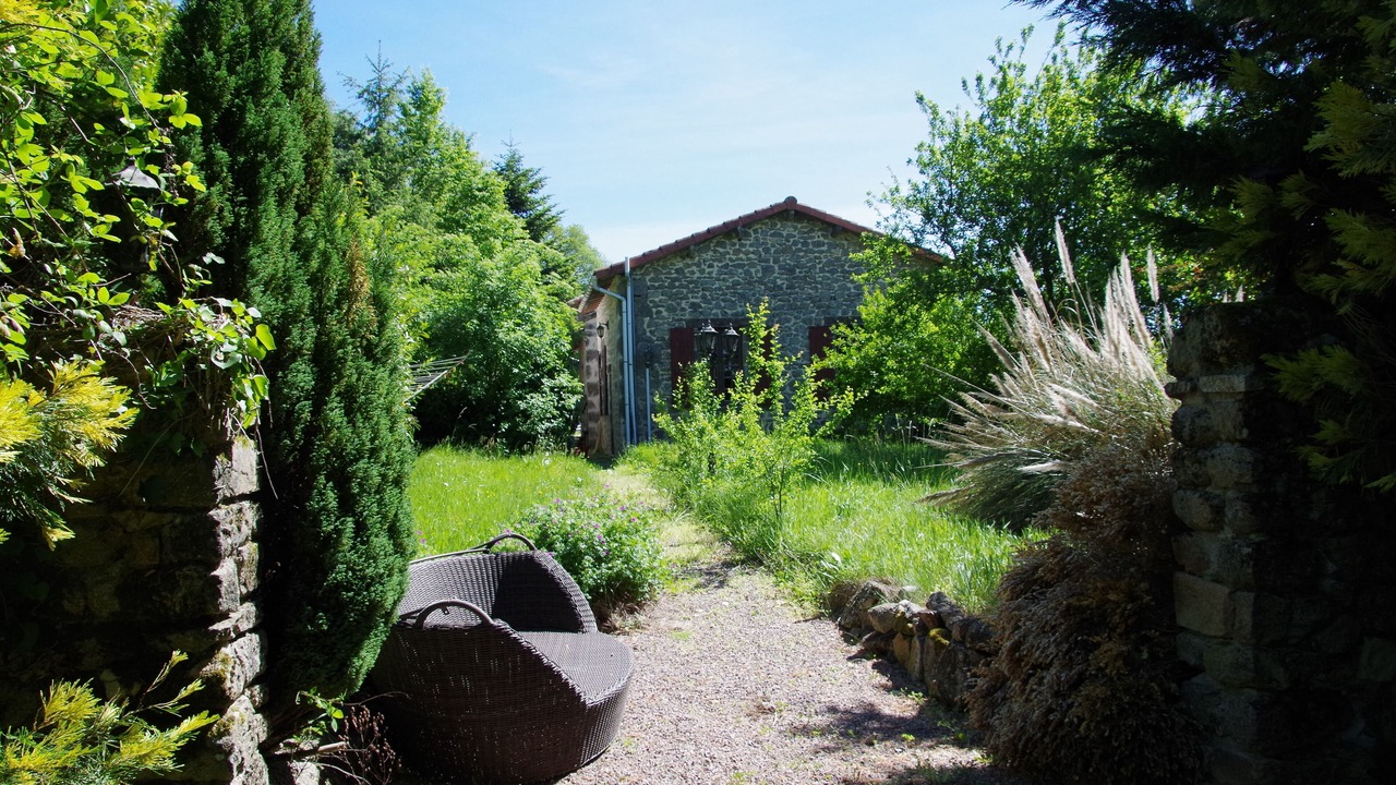 Photo of Outdoor in Busserolles