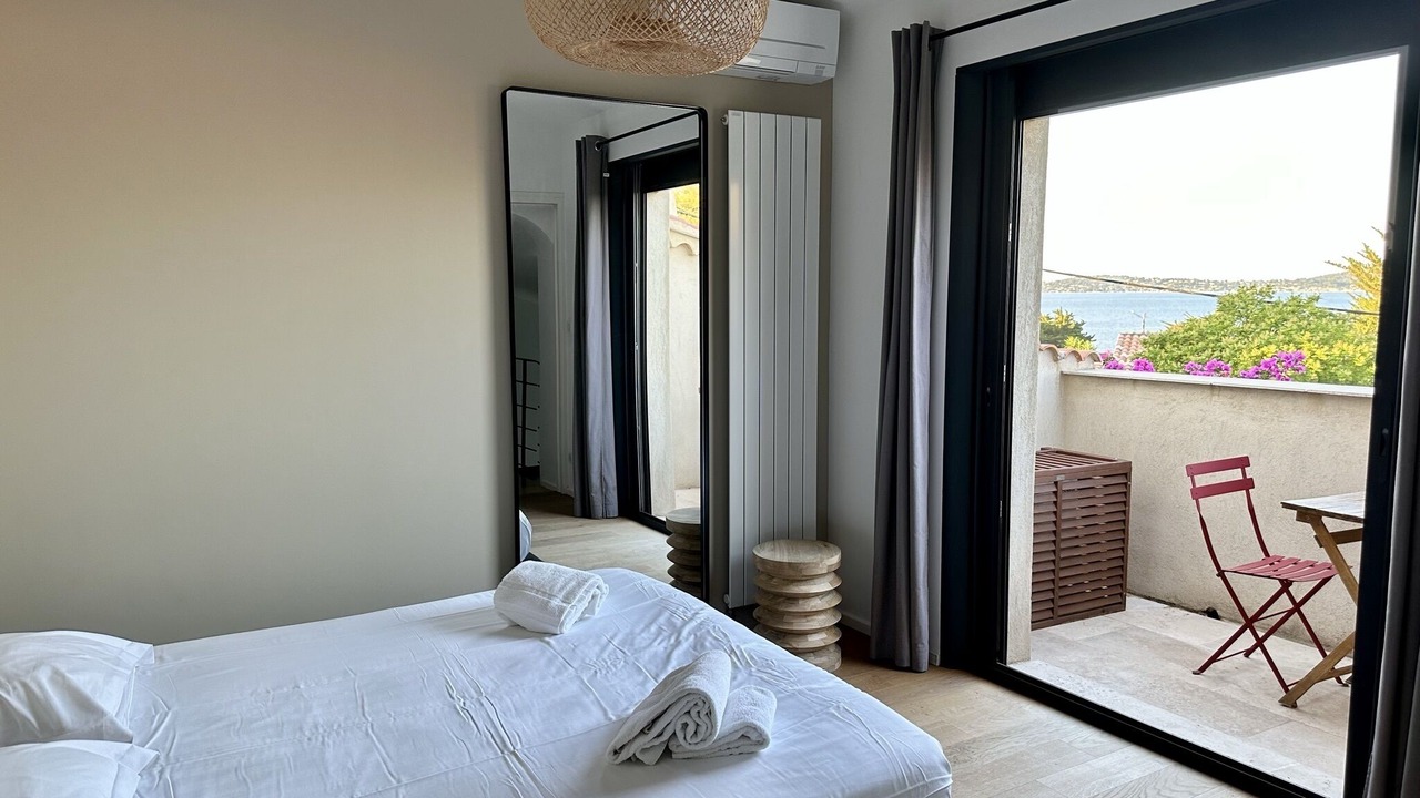 Photo of Bedroom in Toulon - Hyeres